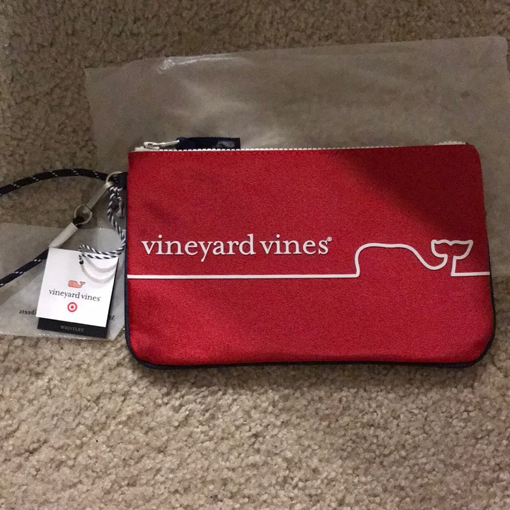 NWT Vineyard Vines Pouch Wristlet